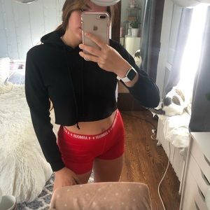 Brandy Melville Cropped sweatshirt